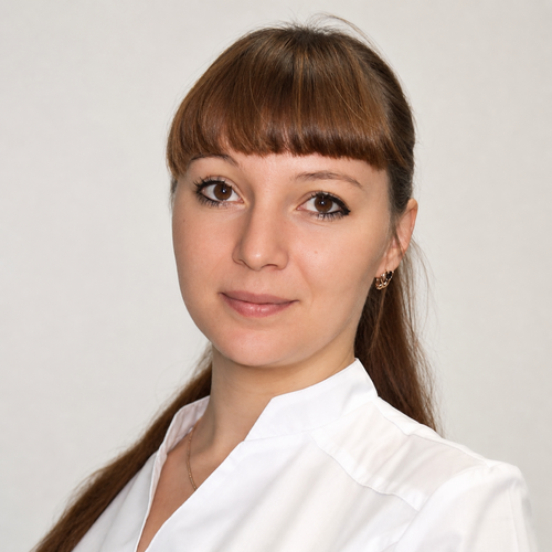 Ирина, специалист студии Элайн
